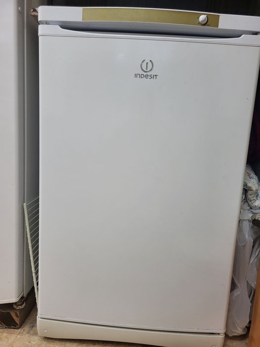 Морозильник Indesit