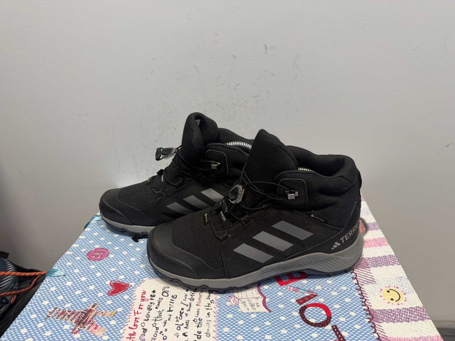 adidas Terrex Mid GORE-TEX''оригинални туристически обувки 38 номер