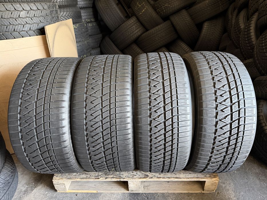 4 anvelope iarna 295/35/21 + 265/40/21 , Porsche Macan , Kumho , DOT 2021