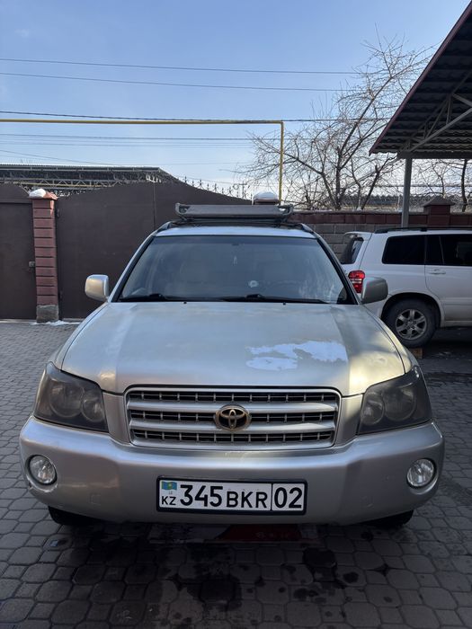 Toyota Highlender 2003 год