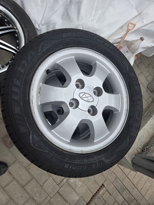 Джанти с гуми за Хюндай 4x100/ 15 цола