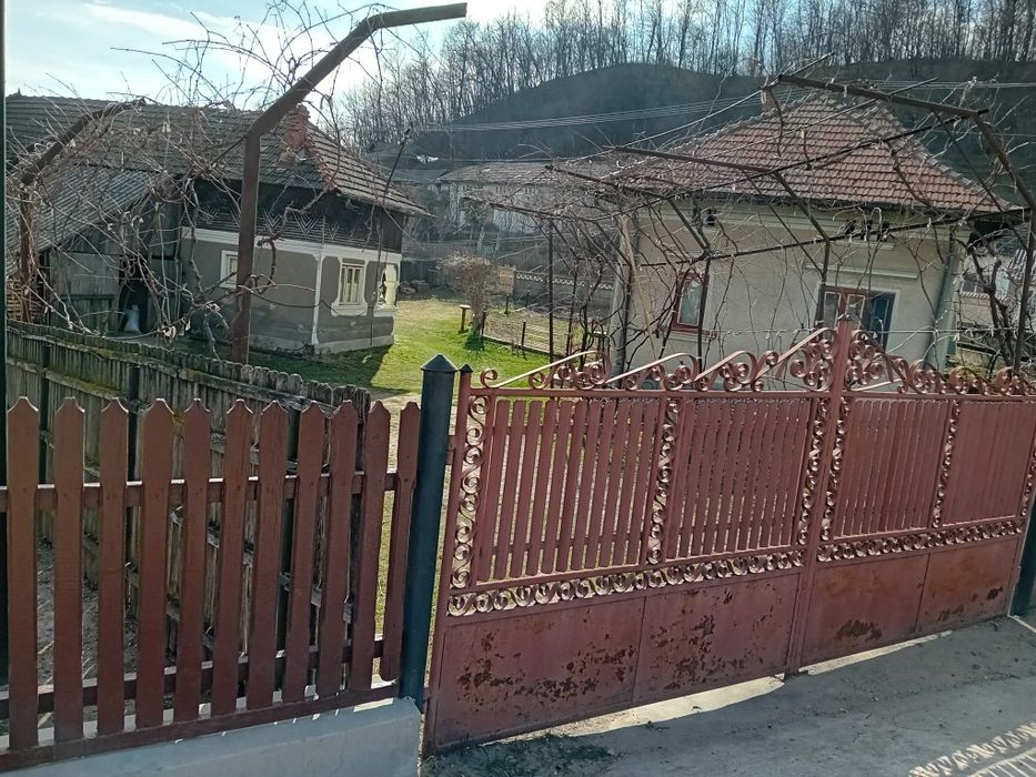 Casa de vanzare in judetul Dâmbovița