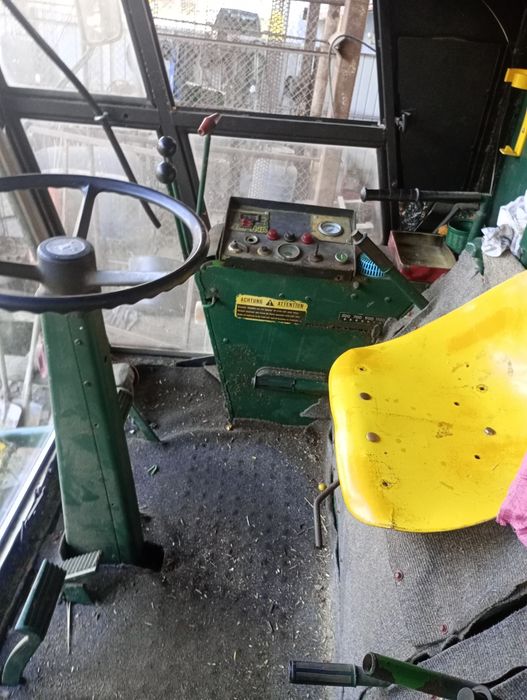 Combină John Deere 935