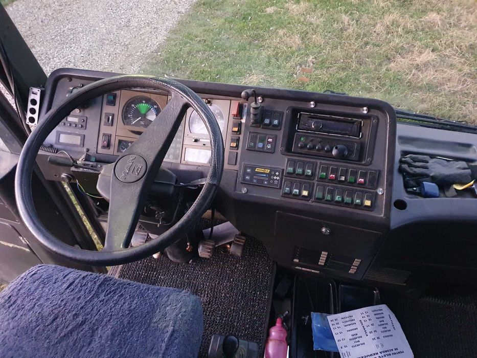 Dezmembrez autobuz MAN M3