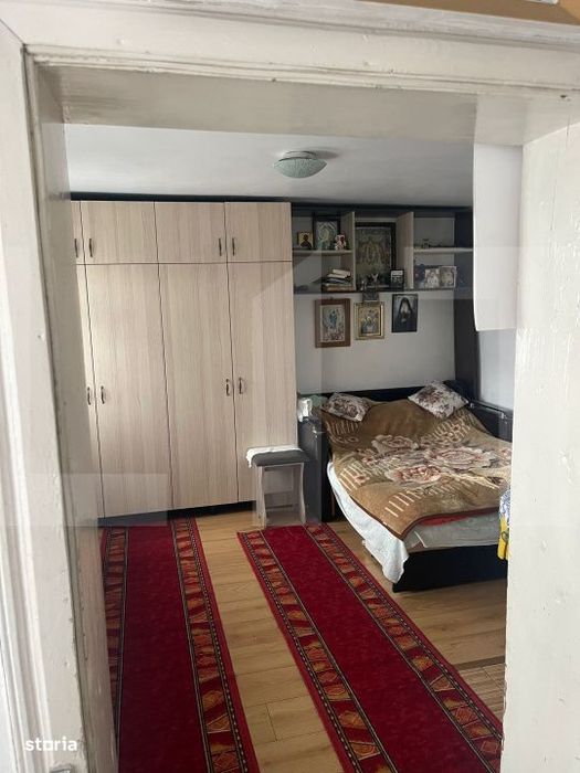 Casa de vanzare, teren 5400 mp, zona Braesti