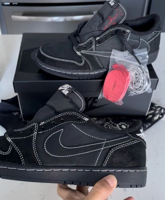 Nike Air Jordan 1 Low x Travis Scott Black Phantom маратонки найк