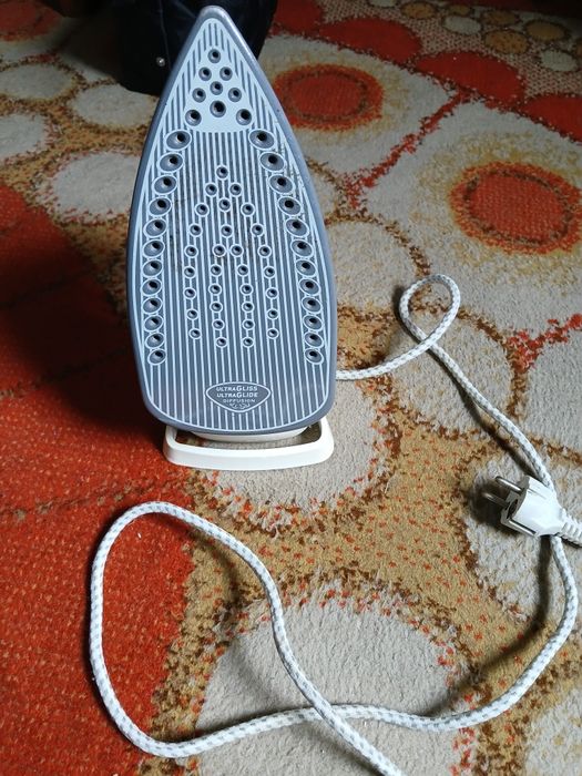 Fier de călcat Tefal funcționabil