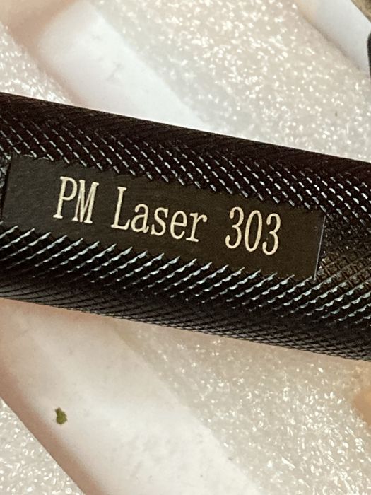 Laser verde puternic