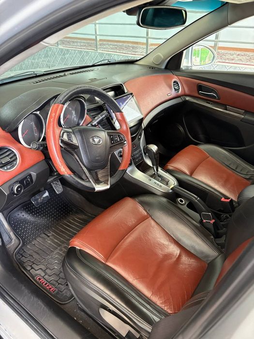 Продаётся автомобиль Chevrolet Cruze