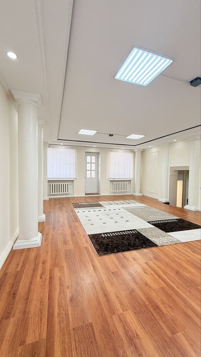 Сдам дом 6 ком Акбулак 1 под офис, детский центр или сад