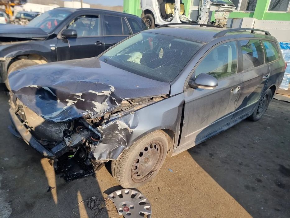 motor fara anexe cutie de viteze viteza manuala  6 trepte turbina rampa injectoare injector pompa injectie ambreiaj volanta racitor gaze egr clapeta acceleratie pompa vacuum abs frana tulumba alternator electromotor compresor clima conducte ac carlig remo