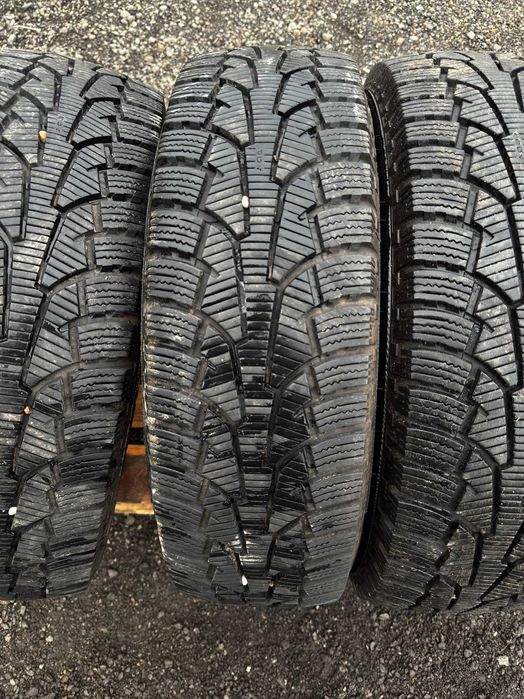 Anvelope 205/75R16C Nokian Iarna