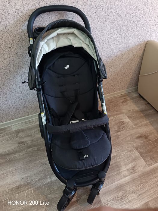 Продам коляску в хорошем состоянии