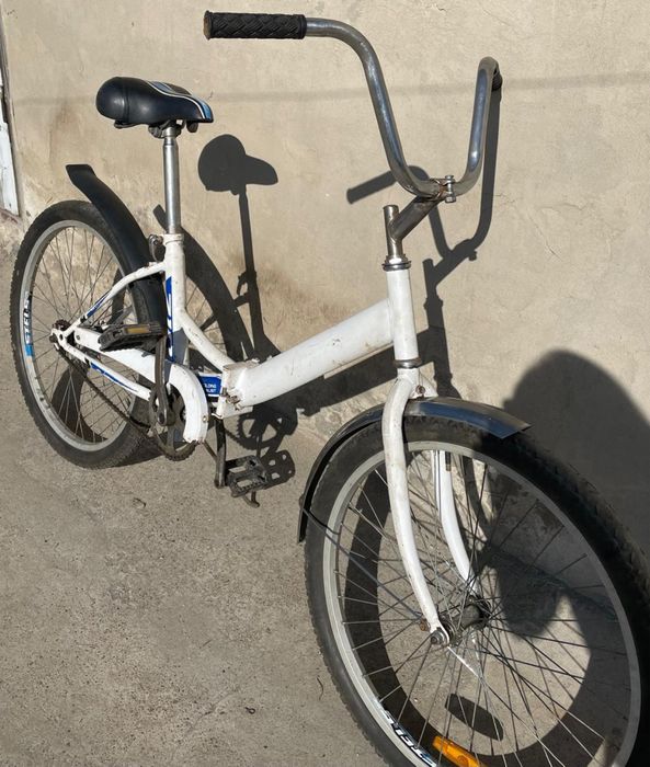 Продам велосипед Stels 710 белого цвета