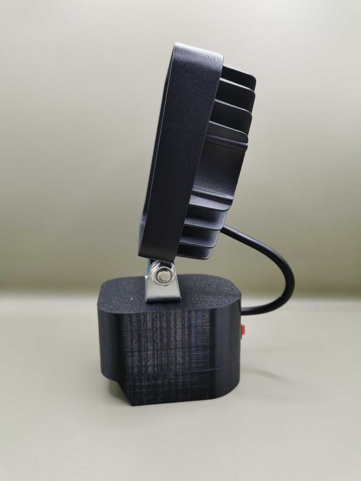 Lampă LED 48W pe Makita LXT 18V + BMS XH-M609 + ON/OFF – modul iluminare portabil high-flux