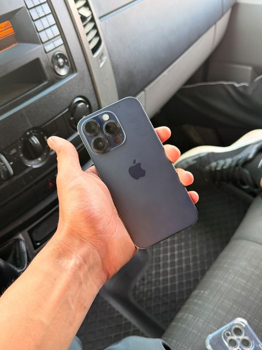 Продам Iphone 14 PRO