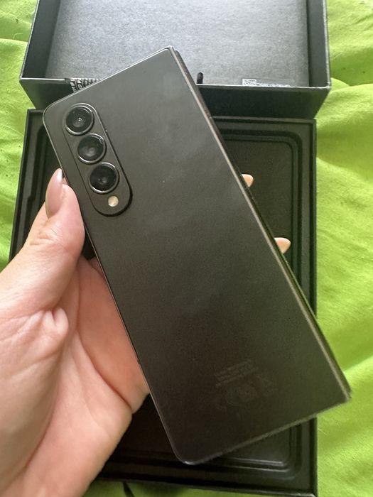 Samsung galaxy fold 4
