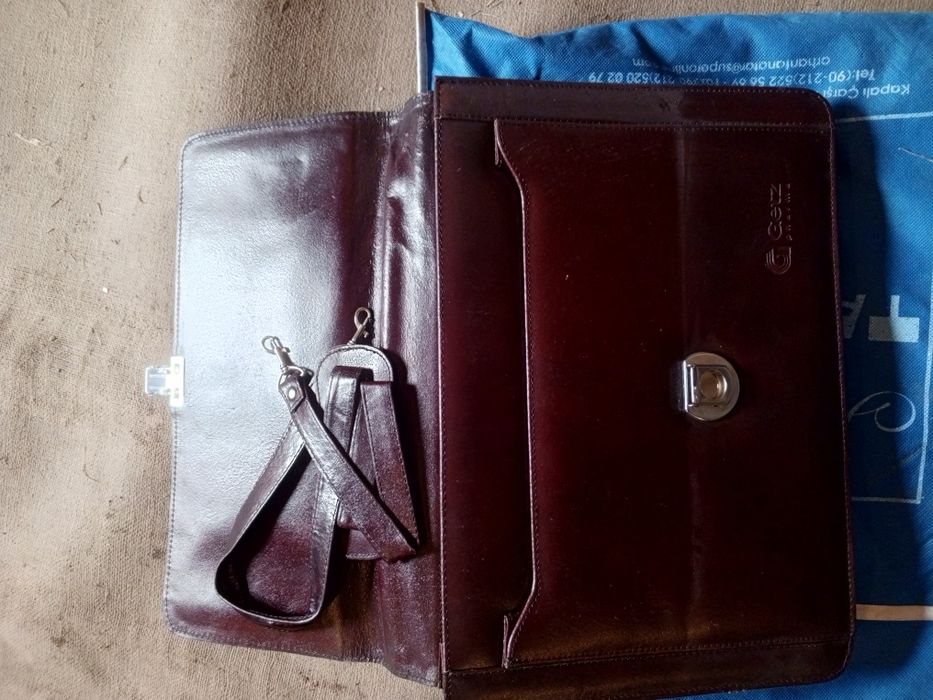 Продам сумку для ноутбука  и дома