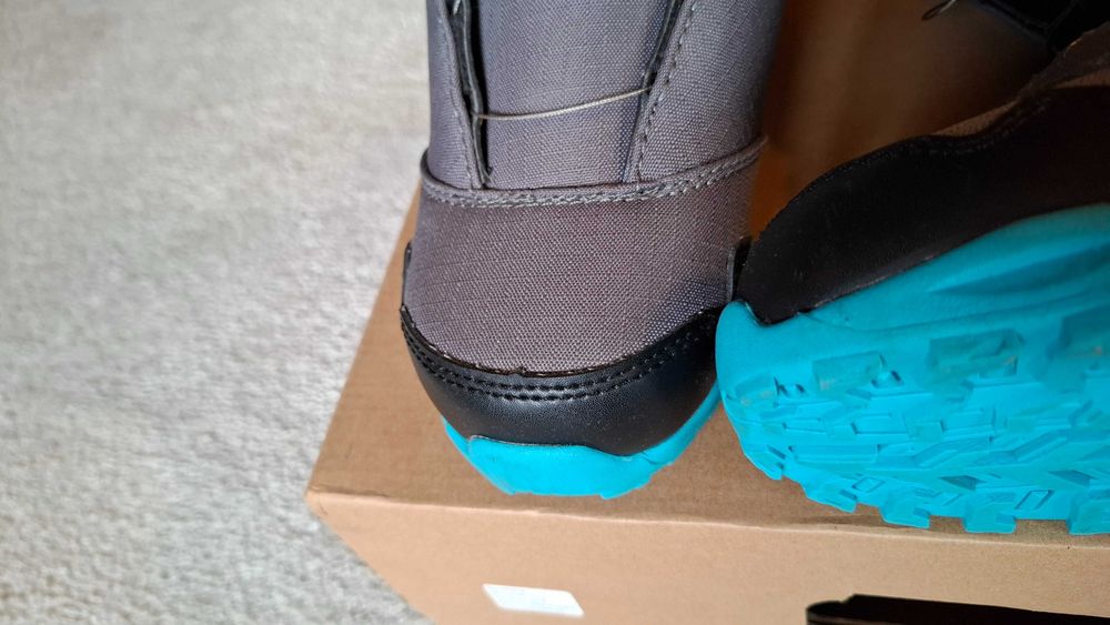 Boots snowboard Ride 34, aproape nou