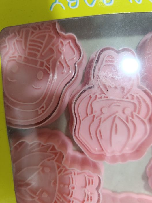 Набор формочек для печенья с аниме персонажами(штампы для вырубки)