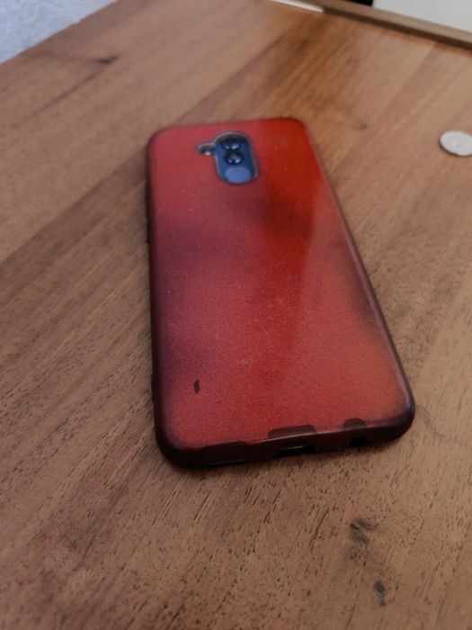 Продам телефон смартфон huawei mate 20 lite