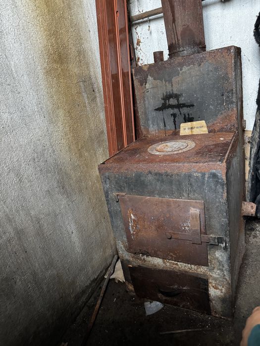 Продам котел отопительный