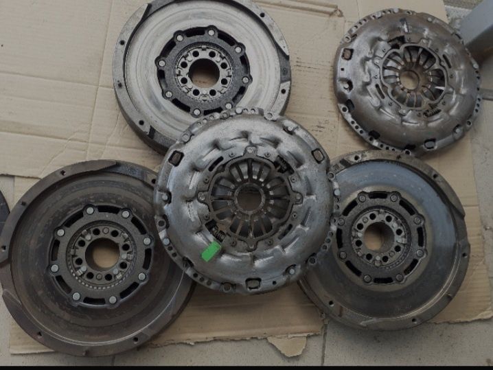 Kit ambreiaj 2.2 D-CAT 177cp Toyota Rav 4/Avensis/Corolla/Auris/Lexus