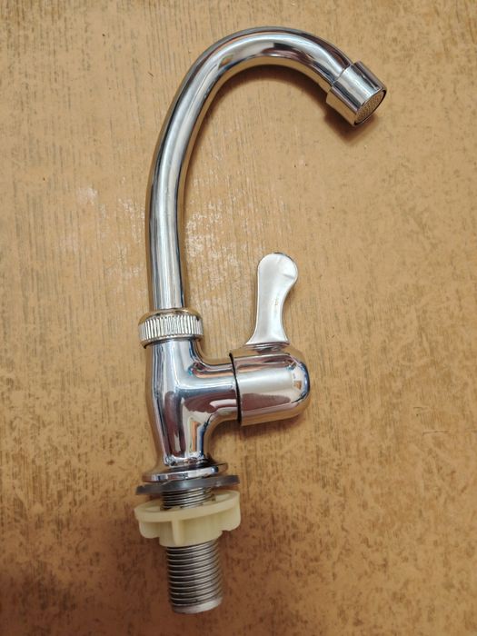 Кран для холодной воды