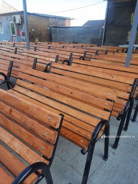 De vânzare bănci diferite modele