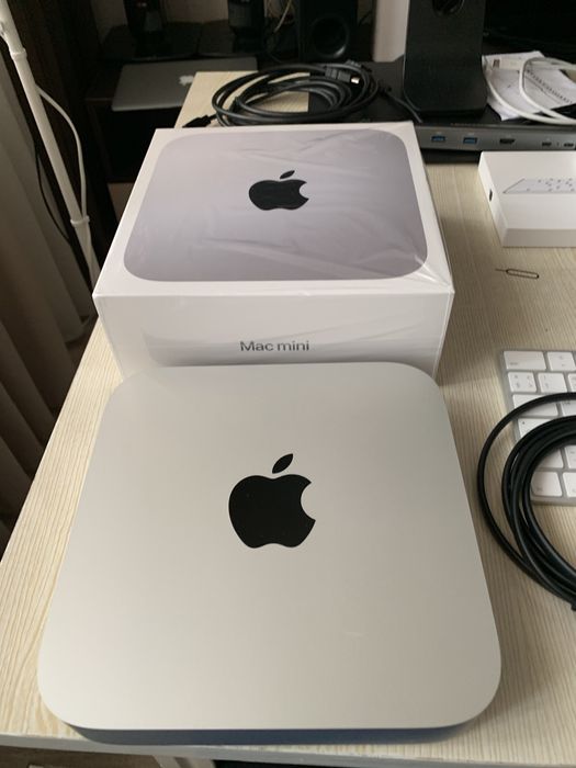 Mac Mini/8C CPU/16GB/1TB/8C GPU/1GbE