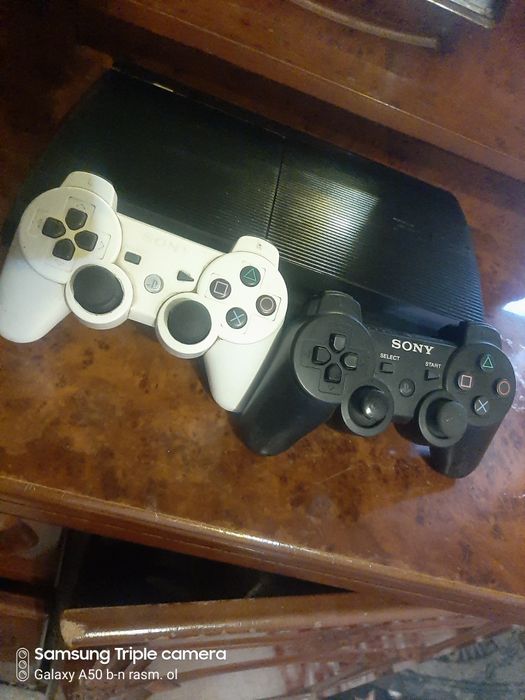 playtsion  3  xolati alo 4 pulti bor