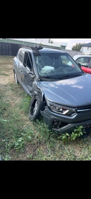 Sang yong Tivoli 2022 4x4 automat 40 mii km avariat functional