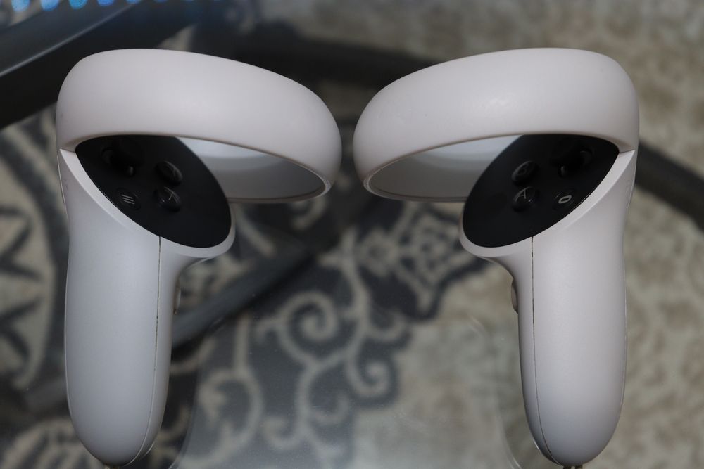 Продам Meta Quest 2 128гб