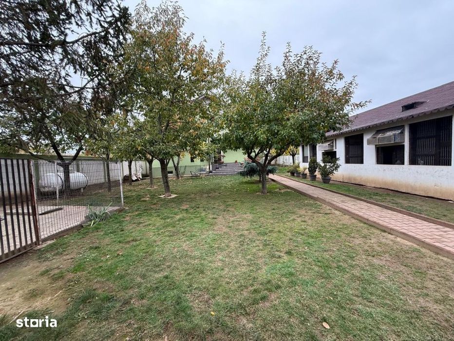 Casa D+P+M, 713 MP teren, 300 MP utili, Carcea, zona Metro