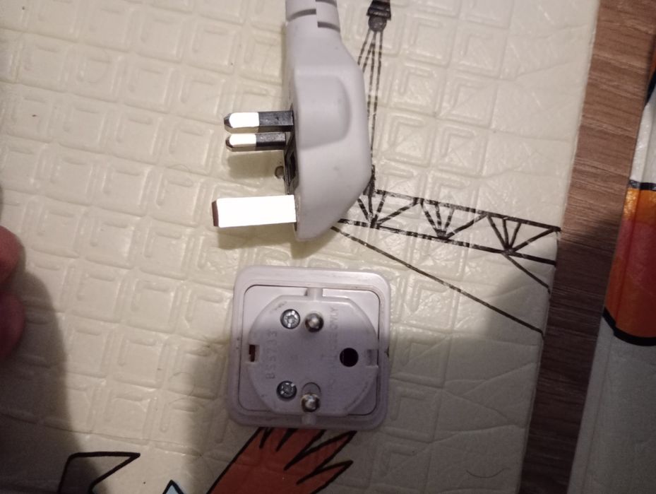 Нагревател за бебешки шишета и бурканчета