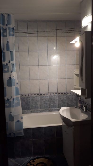 Inchiriere apartament 3 camere Racadau