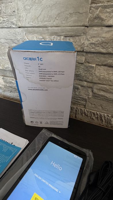 Vând Alcatel 1c (2019) – Compact, Ideal pentru funcții de bază / Primul telefon