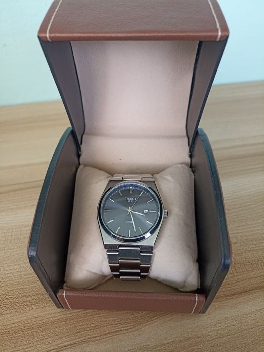 Легендарные наручные часы TISSOT PRX