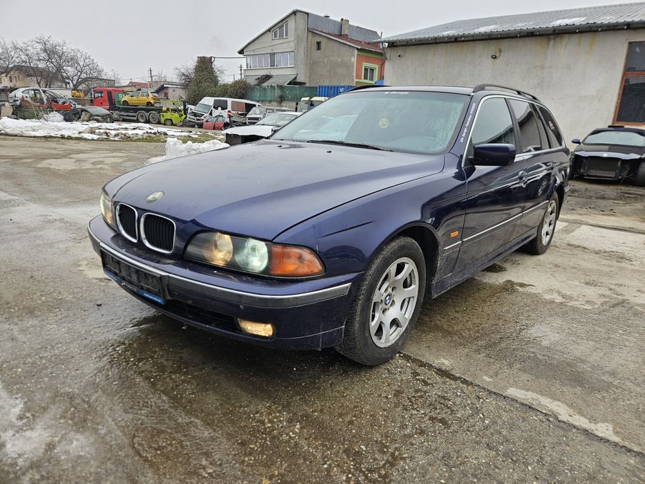 Piese auto BMW e39 523i nfl touring volan stanga