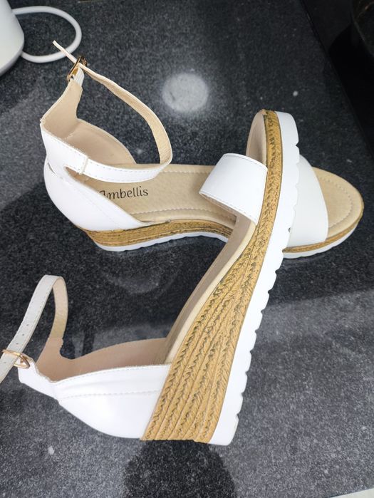 Сандали Ambellis