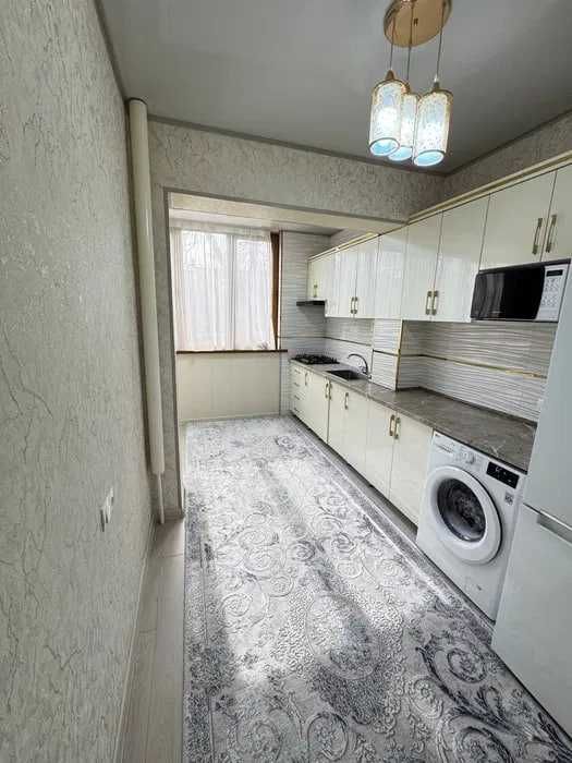 Коракамиш 2\4 да 3 хона евро ремонт