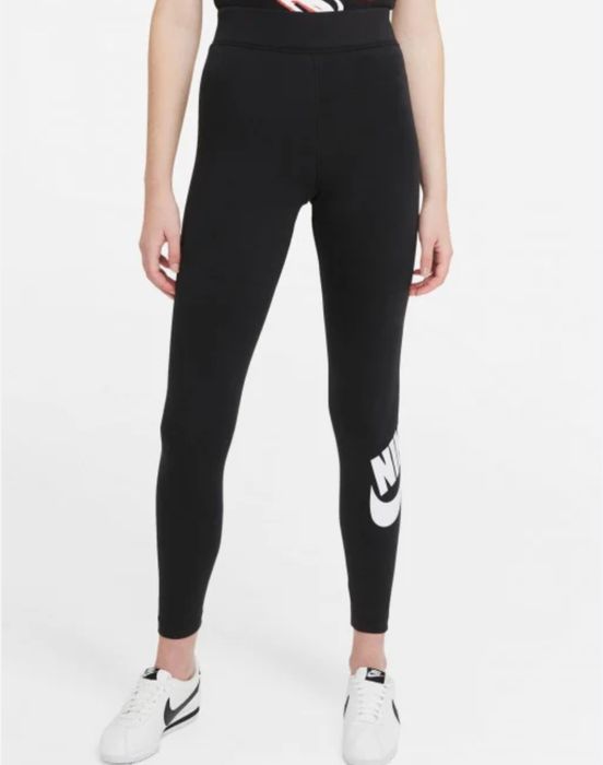 Дрехи на найк /nike