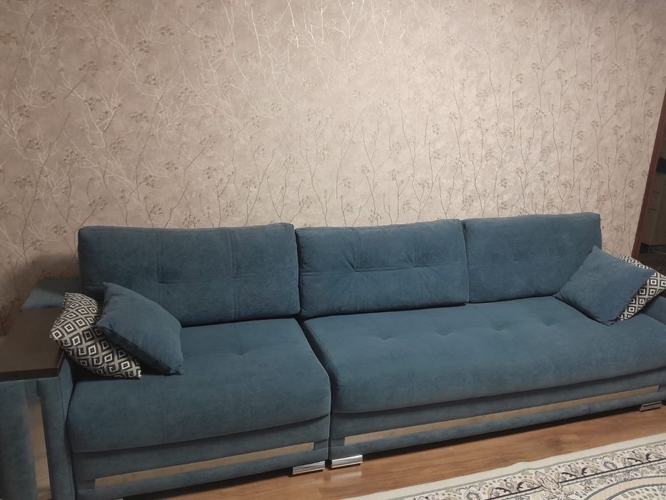 Продаю диван  в хорошем состоянии