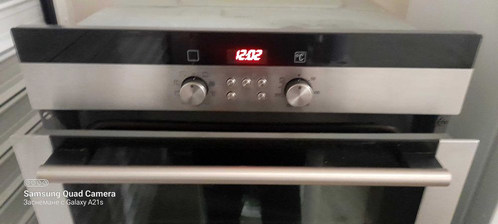 Здравейте продавам фурнаи и котлони за вграждане Сименс