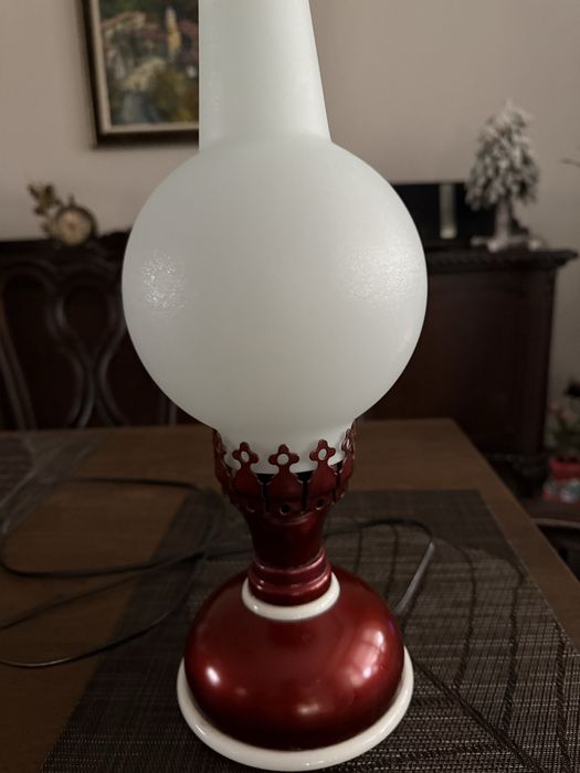 Стара нощна лампа,цена 15 евро.