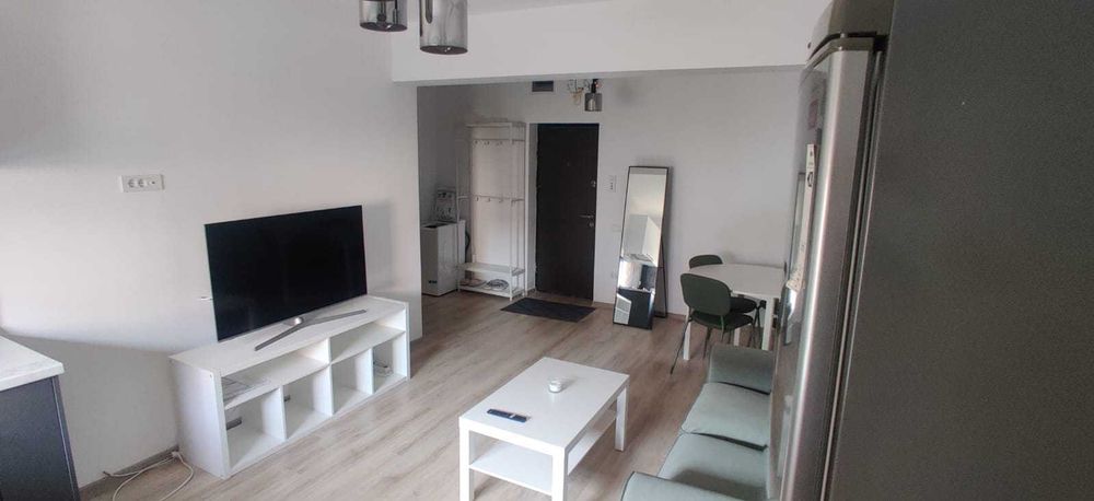 Proprietar inchiriez apartament Popesti Leordeni
