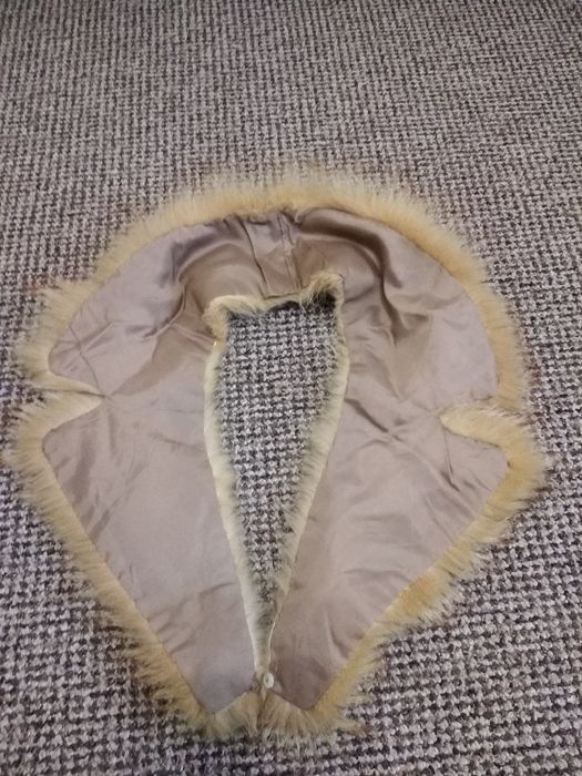 Дамска яка, естествен косъм