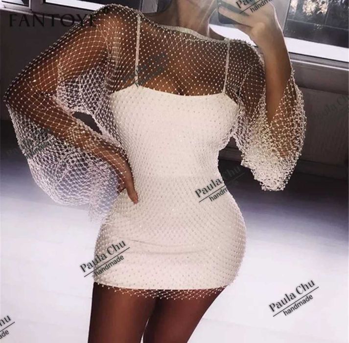 Рокля мрежа с камъни