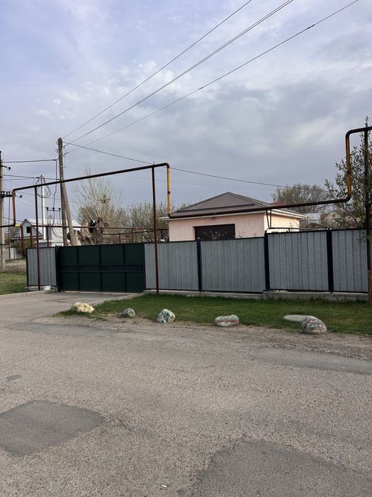 Продам два дома