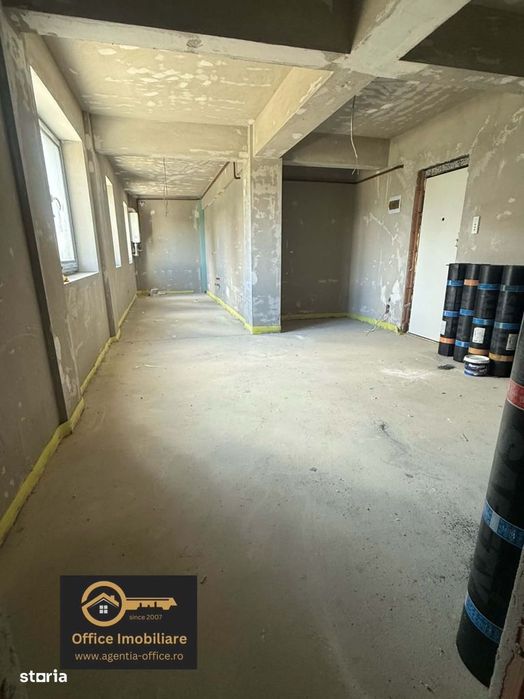 Bloc Nou zona Lamaitei apartament cu o camera cu parcare